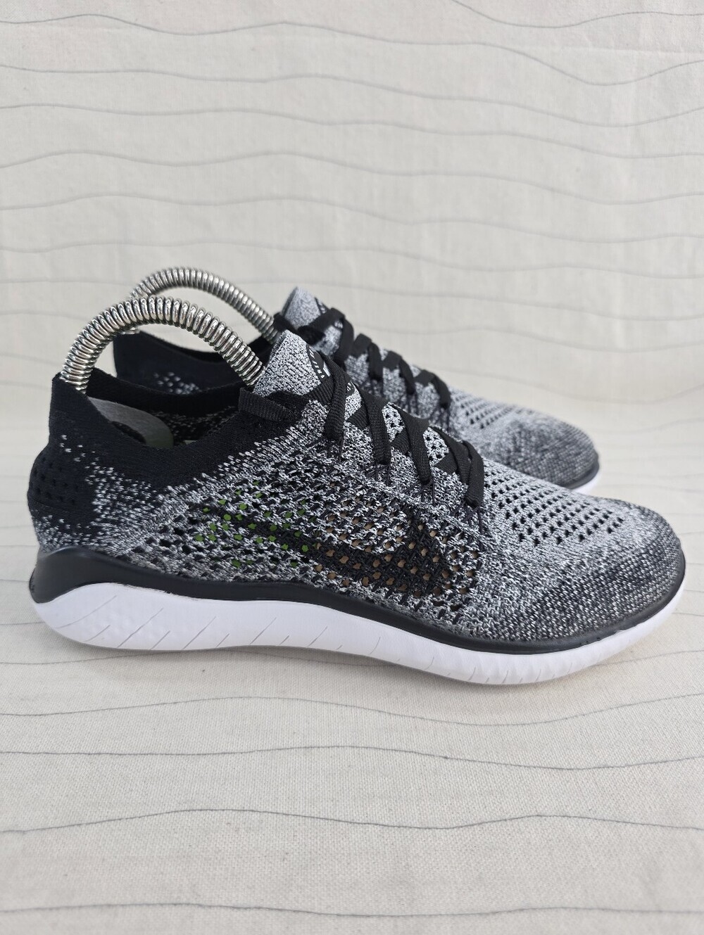 Nike Womens Free Run Flyknit Black White Gray Running Shoes 942839-101 Size 6.5